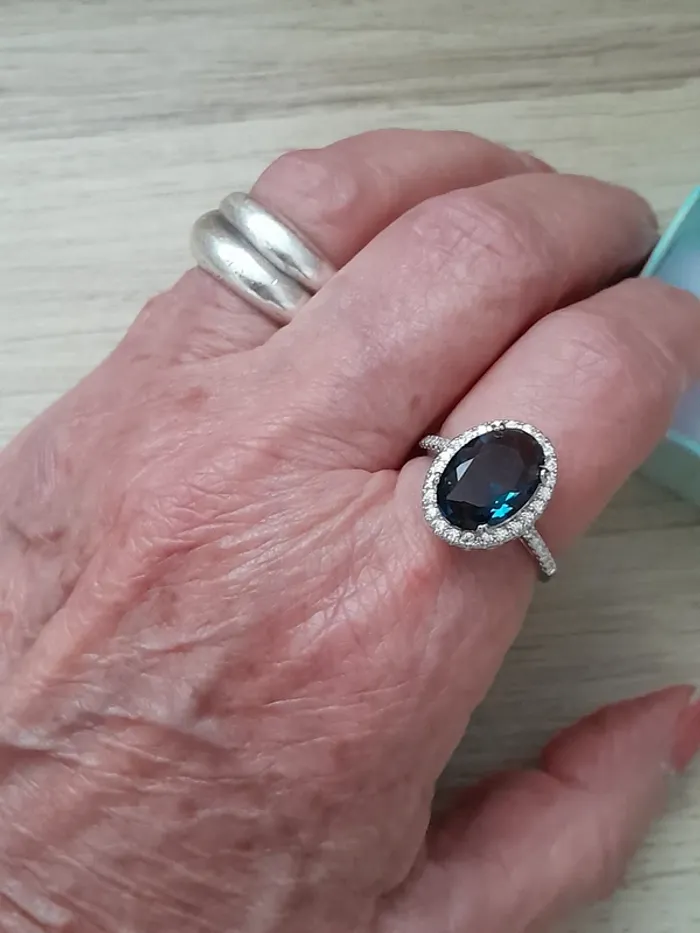 Superbe bague, strass, pierre ovale, bleue marine, taille 60 - photo numéro 5