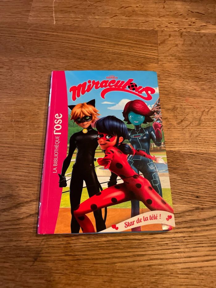 Livre La bibliothèque Rose Miraculous Star de la télé ! Numéro 12