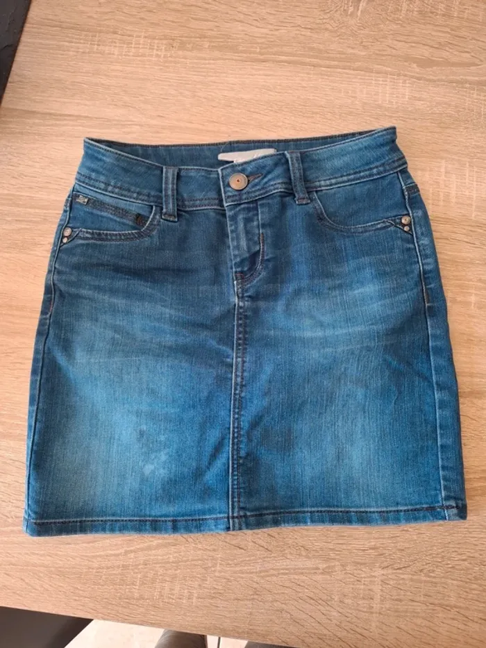 Jupe en jean Etam taille 34
