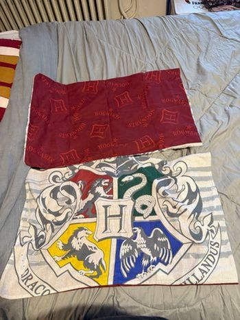 Lot deux taies d’oreillers Harry Potter
