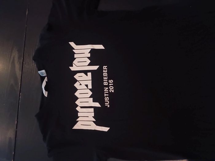 Tee shirt h&M 12/14 ans - photo numéro 2