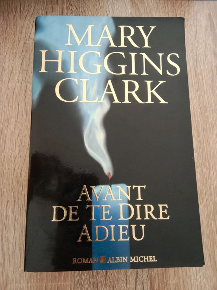 Mary Higgins Clark 🪅 Avant de te dire adieu - photo numéro 1