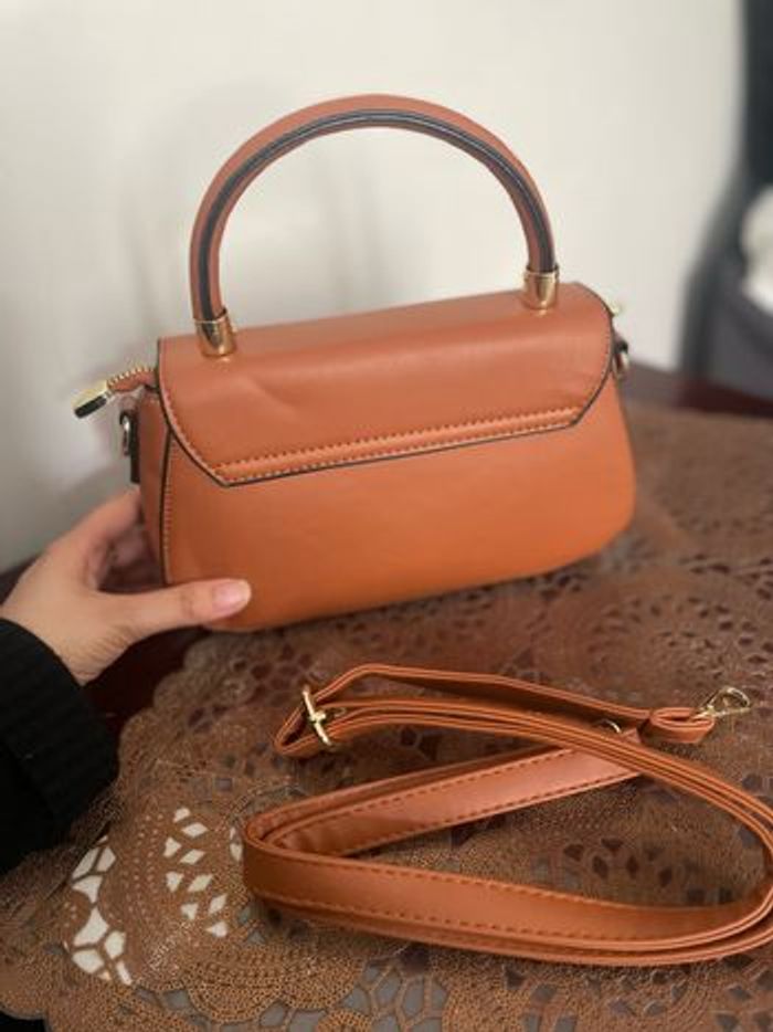 Sac a main ( MK) - photo numéro 3