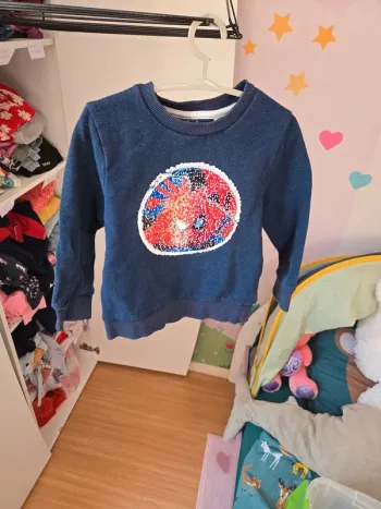 Pull spiderman taille 5 ans