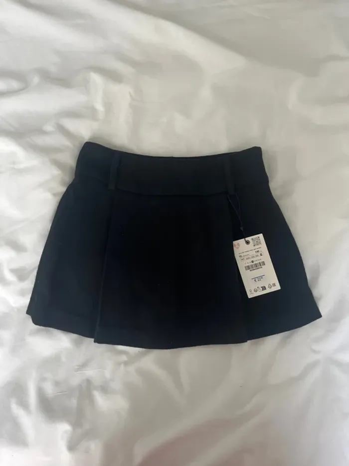 Jupe short noir Zara 10 ans