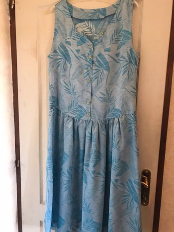 Robe fait main taille basse