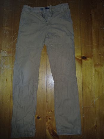 Pantalon resserrable à la taille 