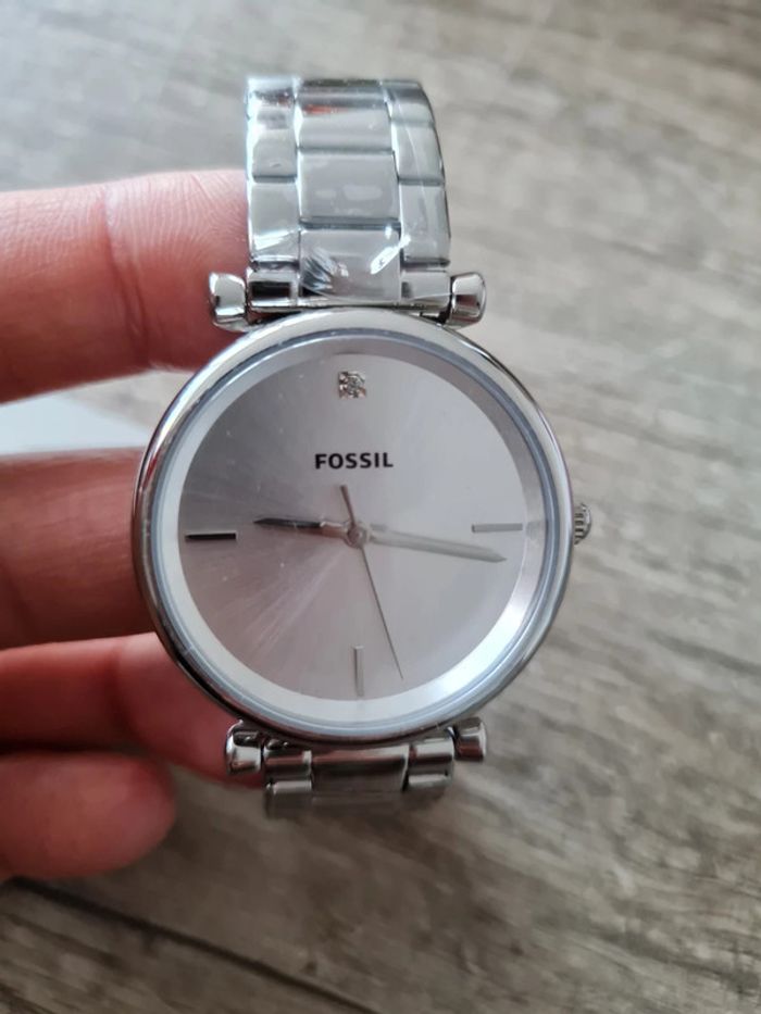 Montre Fossil neuve - photo numéro 3