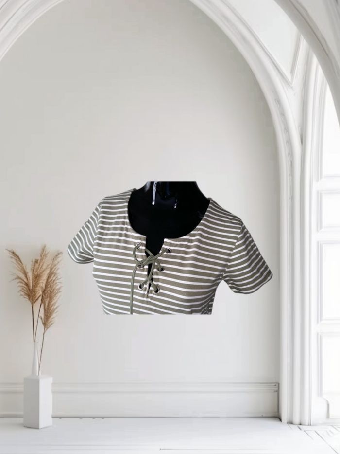 Robe d'été lignée Taille 38 - photo numéro 3