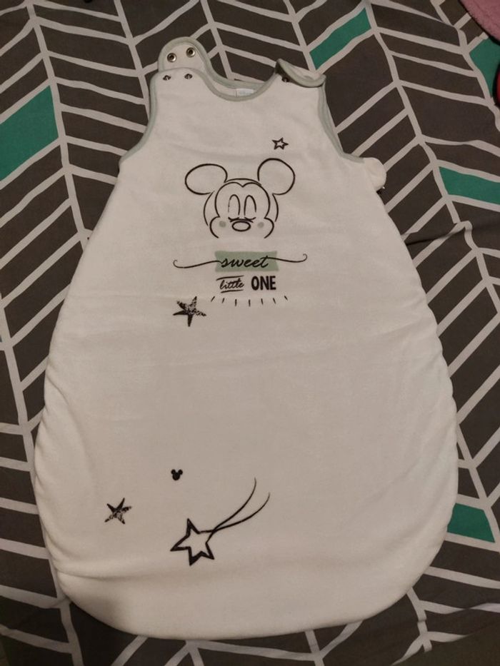 Gigoteuse Mickey