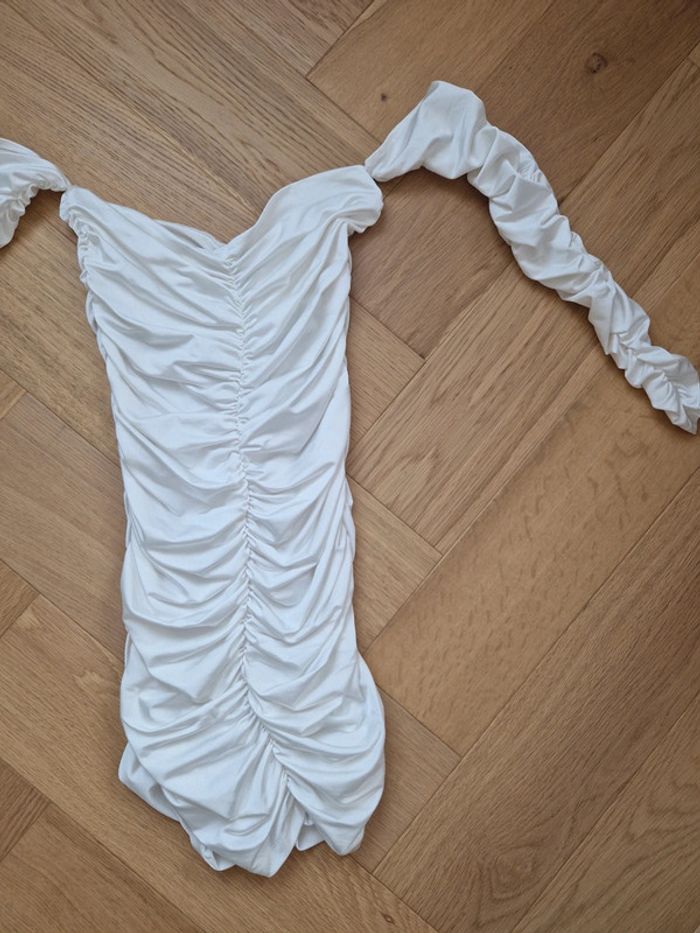 Robe écru Taille S H&M épaules dénudées - photo numéro 4