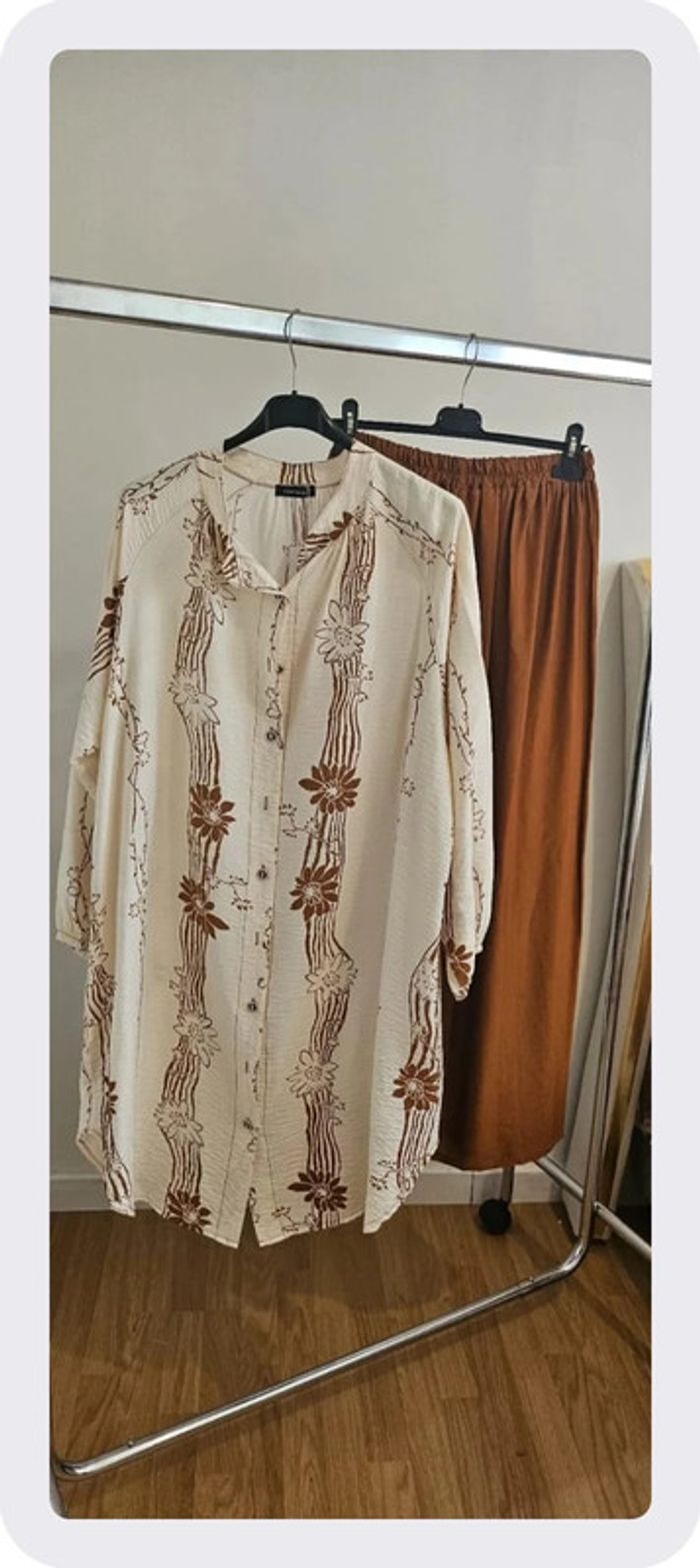 Ensemble pour femmes - photo numéro 4