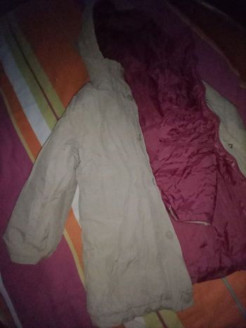 Manteau o'kids Verbaudet
manteau réversible rose ou marron clair 
5 ans