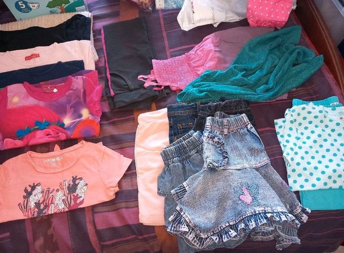 Lot de 15 vêtements fille 6ans