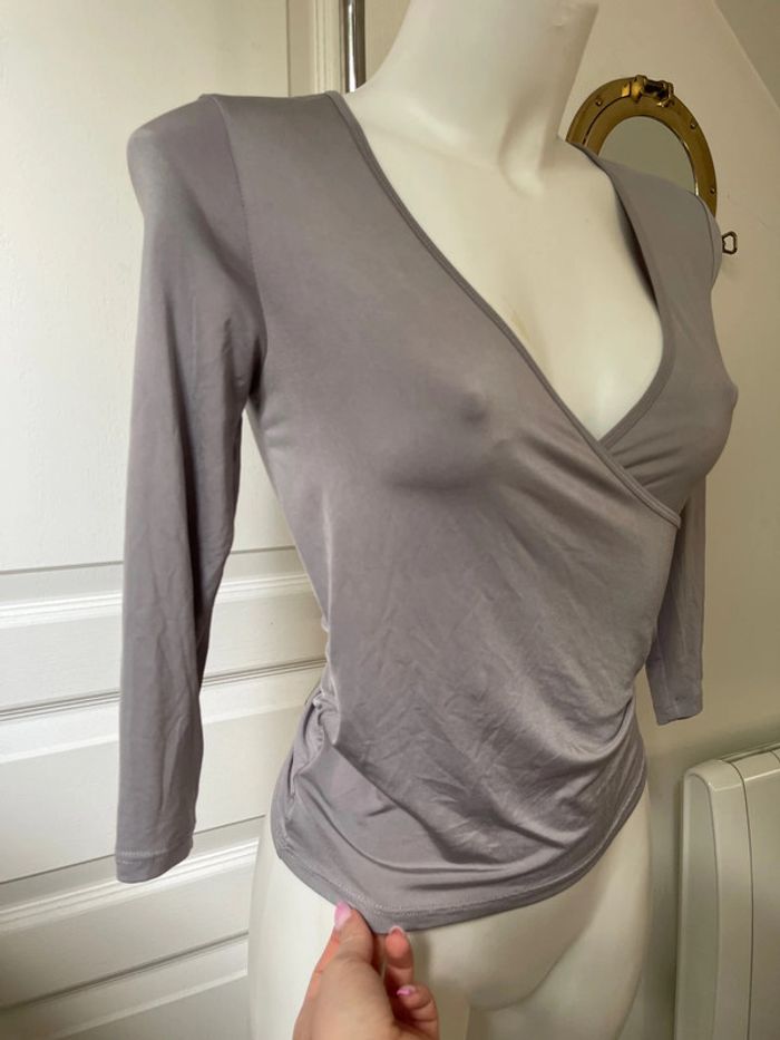 Top gris - photo numéro 8