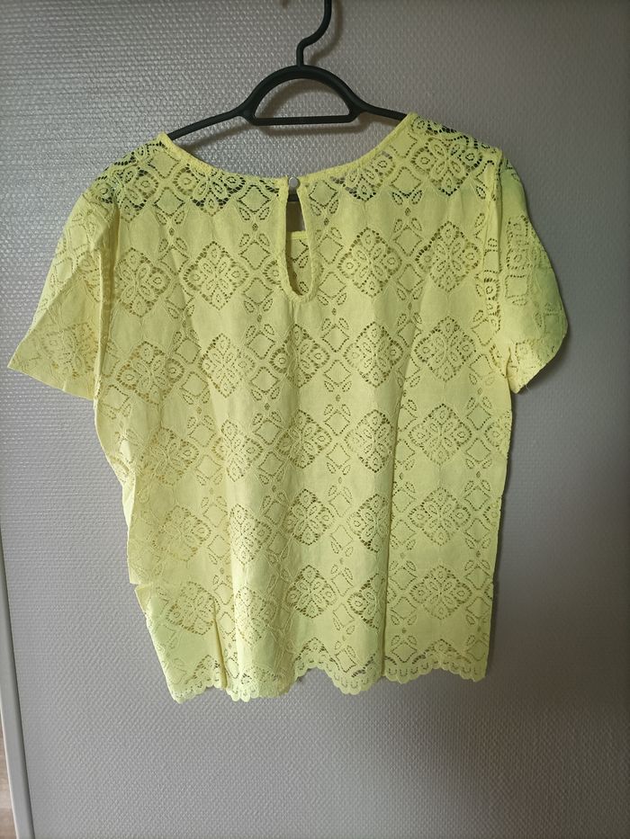 Tshirt jaune broderie dentelle - photo numéro 2