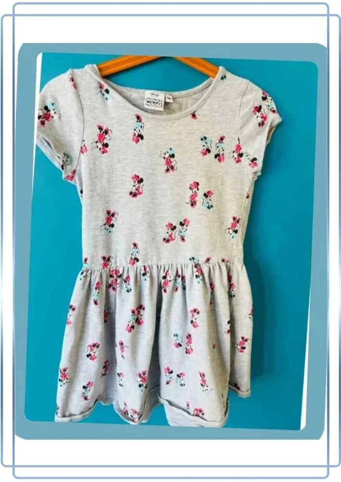 Jolie robe en coton 5 ans Disney MInnie mouse