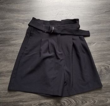 Short noir XS 34 Kiabi NEUF