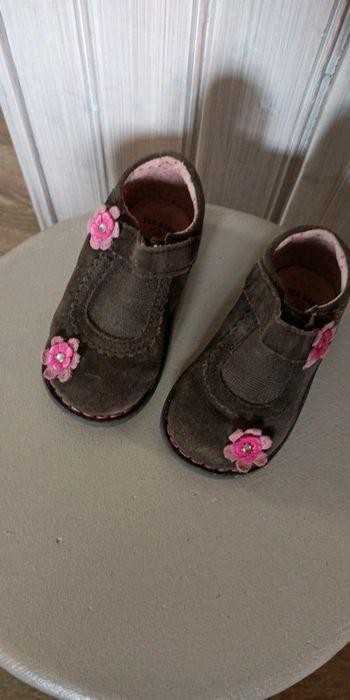 Chaussures fille pointure 20