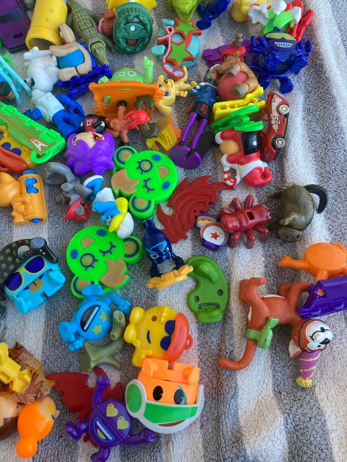 Lot de figurines Kinder - photo numéro 3