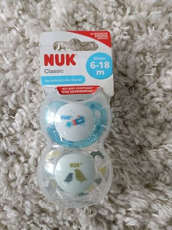 2 tétines nuk en 6/18 mois