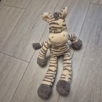 Peluche doudou zèbre gris taupe 40 cm Nicotoy Simba
