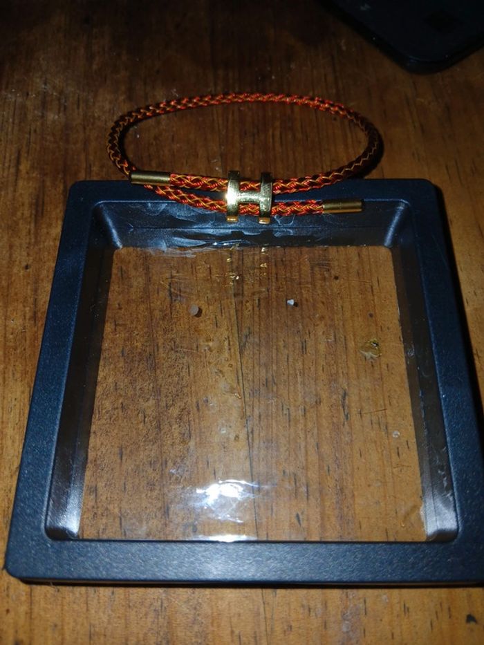 Bracelet en fils et fils d'or H