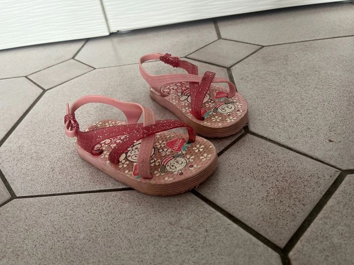 Paire de chaussures été ou plage pointure 26 / 27 - photo numéro 2