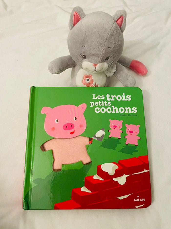 Livre à toucher les trois petits cochons