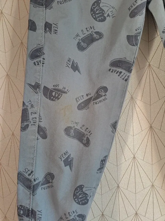 Pantalon garçon DON 1 fond tâche pour achat sur demande kiabi 4 ans - photo numéro 4