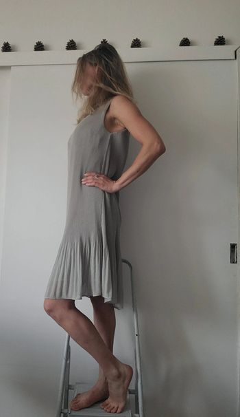 Robe grise taille S bien lire annonce H&M