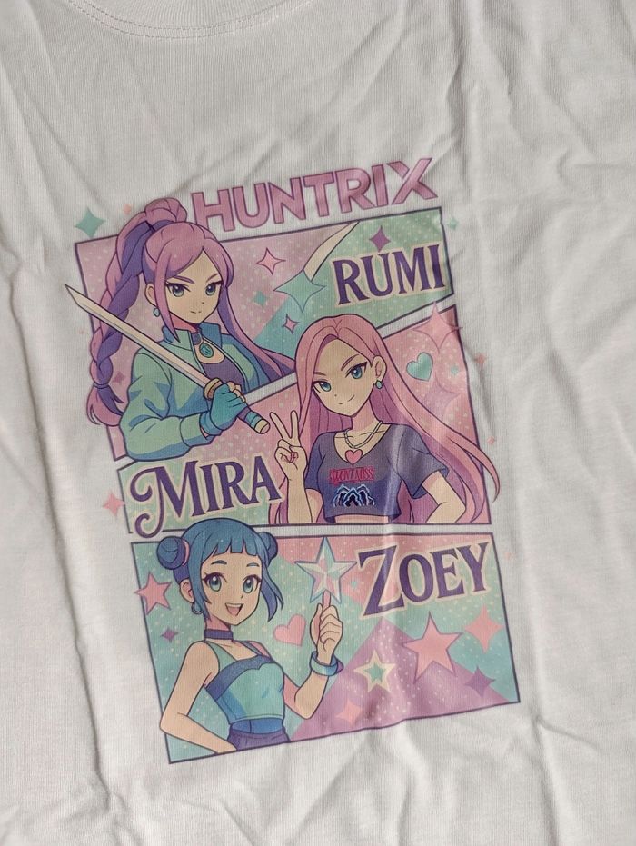Tee shirt K-pop demon hunters huntrix neuf - photo numéro 2