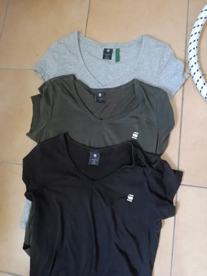 Lot 3 T-shirt G-Star neuf et peu porté