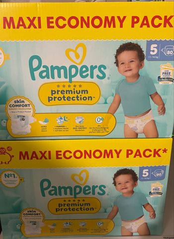 2 cartons couches Pampers premium taille 5 neuf