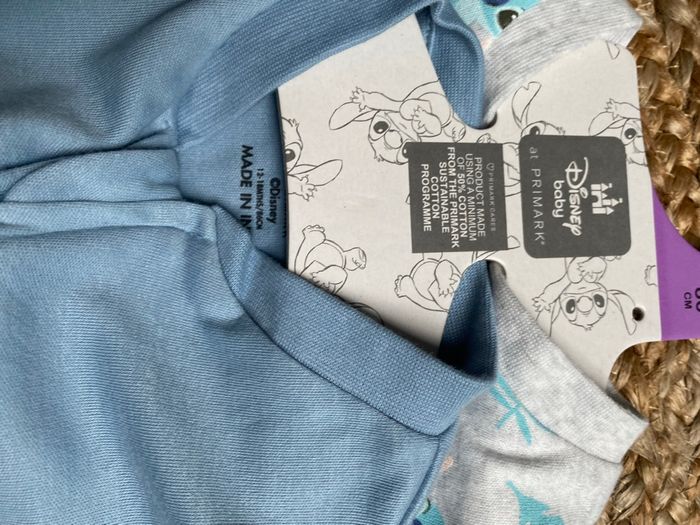 Lot de 2 pyjamas fin stitch Disney primark 12/18mois - photo numéro 2