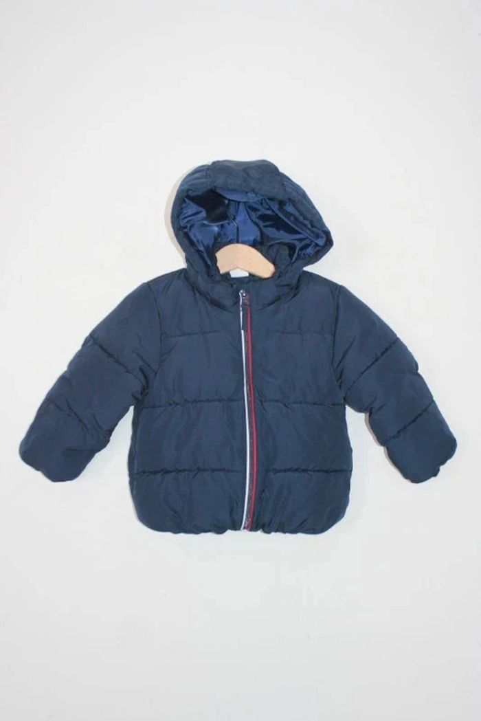 Doudoune H&M 12/18 mois