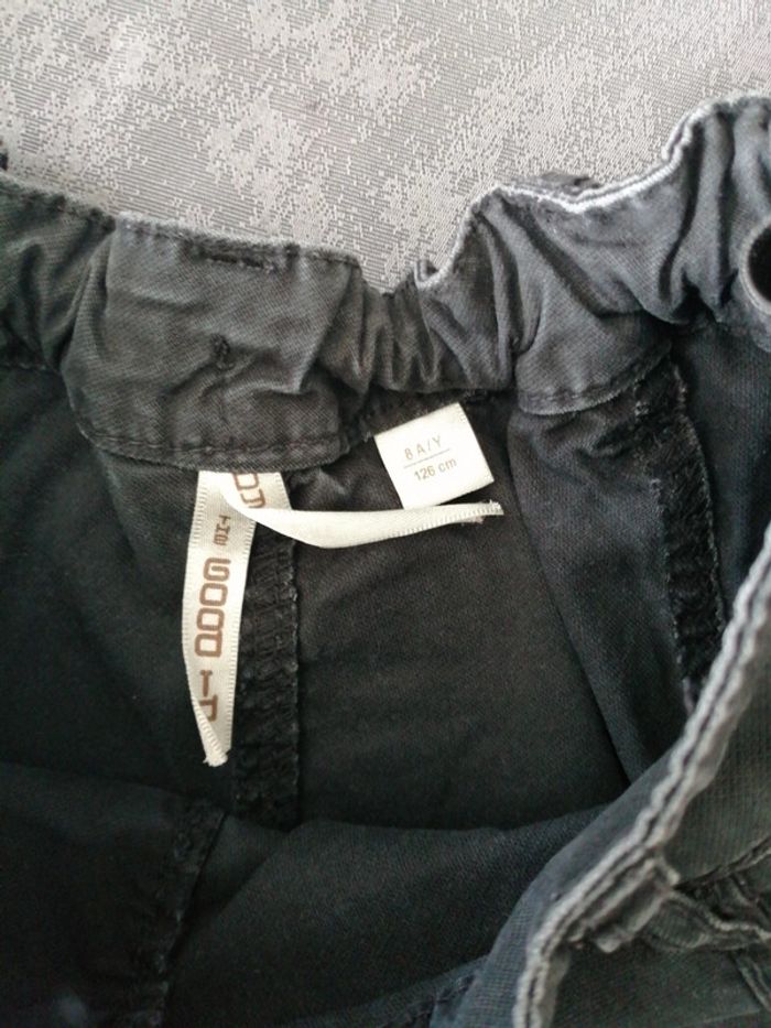 Jupe noire - photo numéro 3