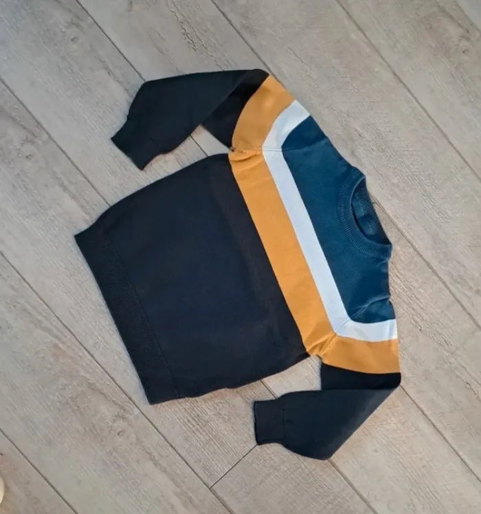 Pull multi couleur