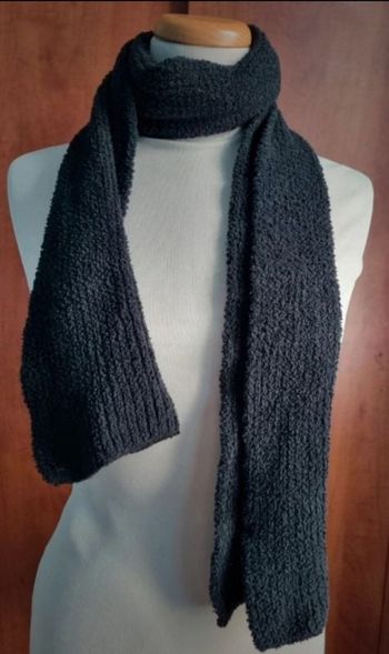 Écharpe noir douce et chaude