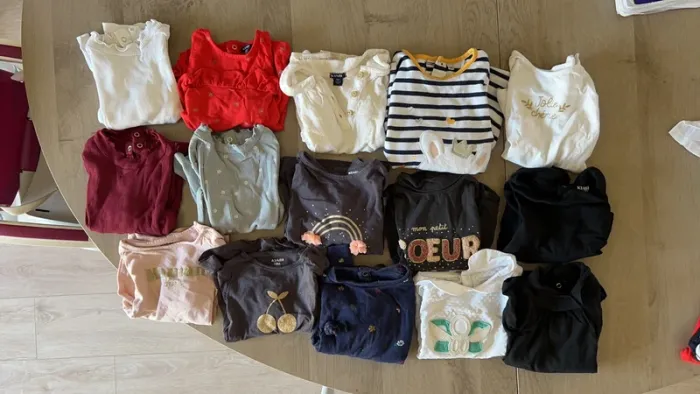 Lot de 15 tshirts manches longues