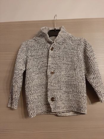 Gilet garçon 18mois tape a loeil