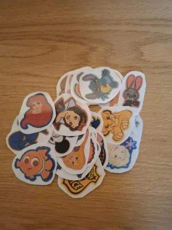 24 fixeezs disney leclerc en impression (bien lire)