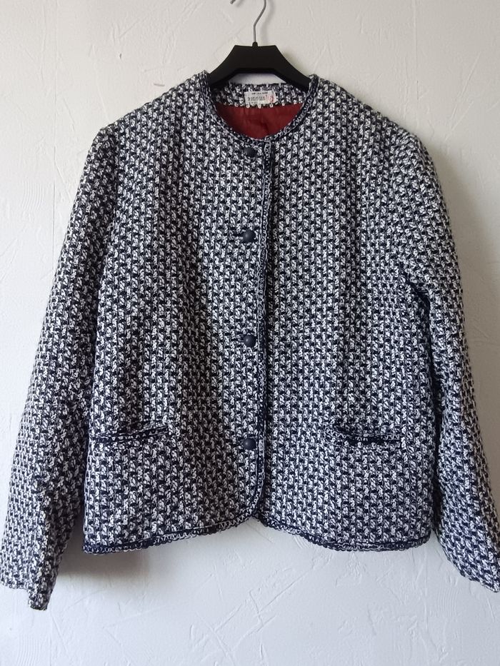 Veste tailleur femme.