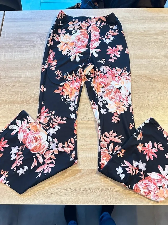 Pantalon flui patte d éléphant