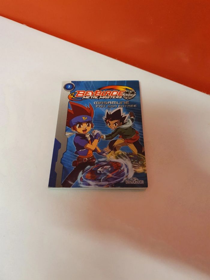 Livre Beyblade