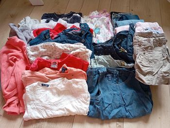 Lot de vêtements taille 2 ans