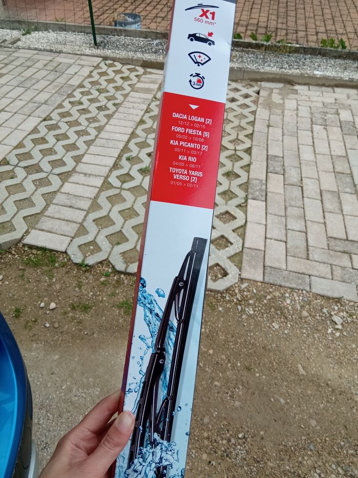 Essuie glace avant