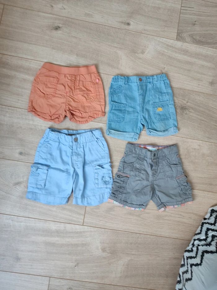 Lot 4 shorts 12 mois