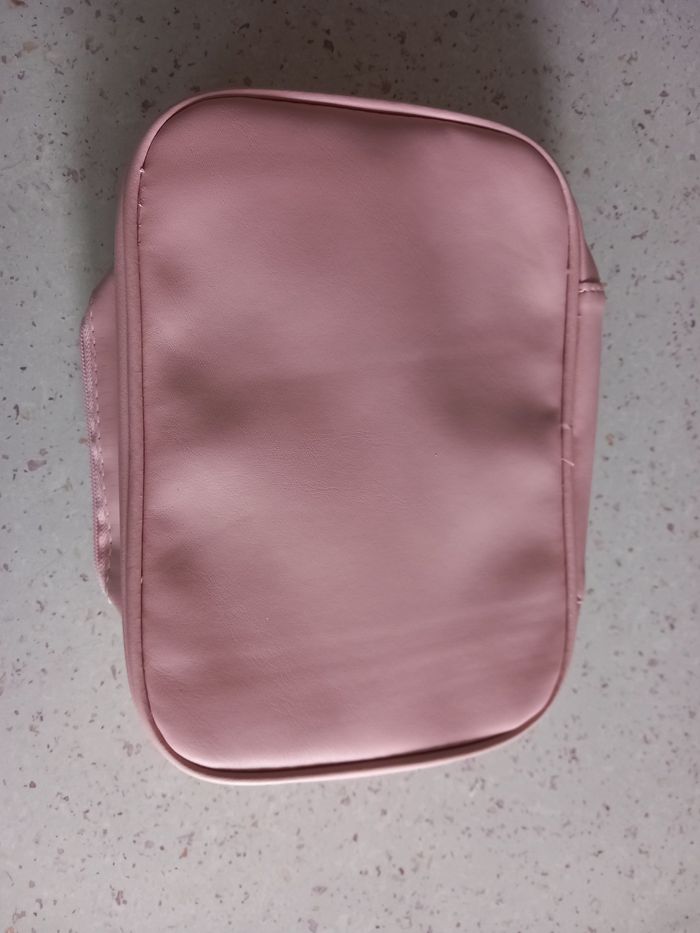 Grande trousse pour maquillage/toilette avec nombreuses rangements,rose,neuve - photo numéro 2