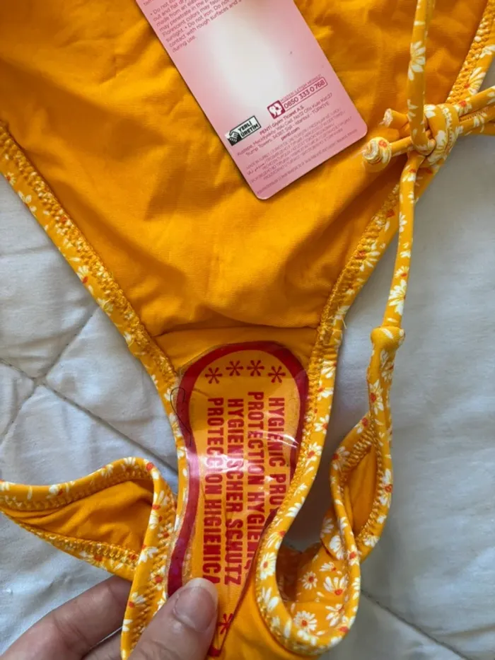 Lot 6 maillots de bain bikini bas et haut motifs multicolores pailleté Penti taille XS/34 neuf - photo numéro 10